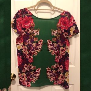 Beautiful Ann Taylor Floral & Silky Top